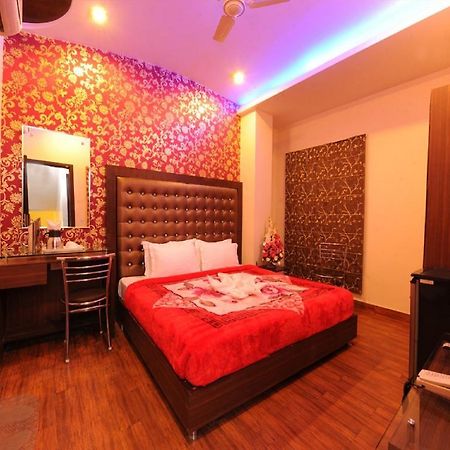 Hotel Pearl Inn & Suites Amritsar Ngoại thất bức ảnh