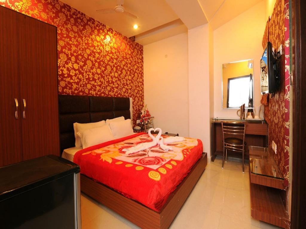 Hotel Pearl Inn & Suites Amritsar Phòng bức ảnh