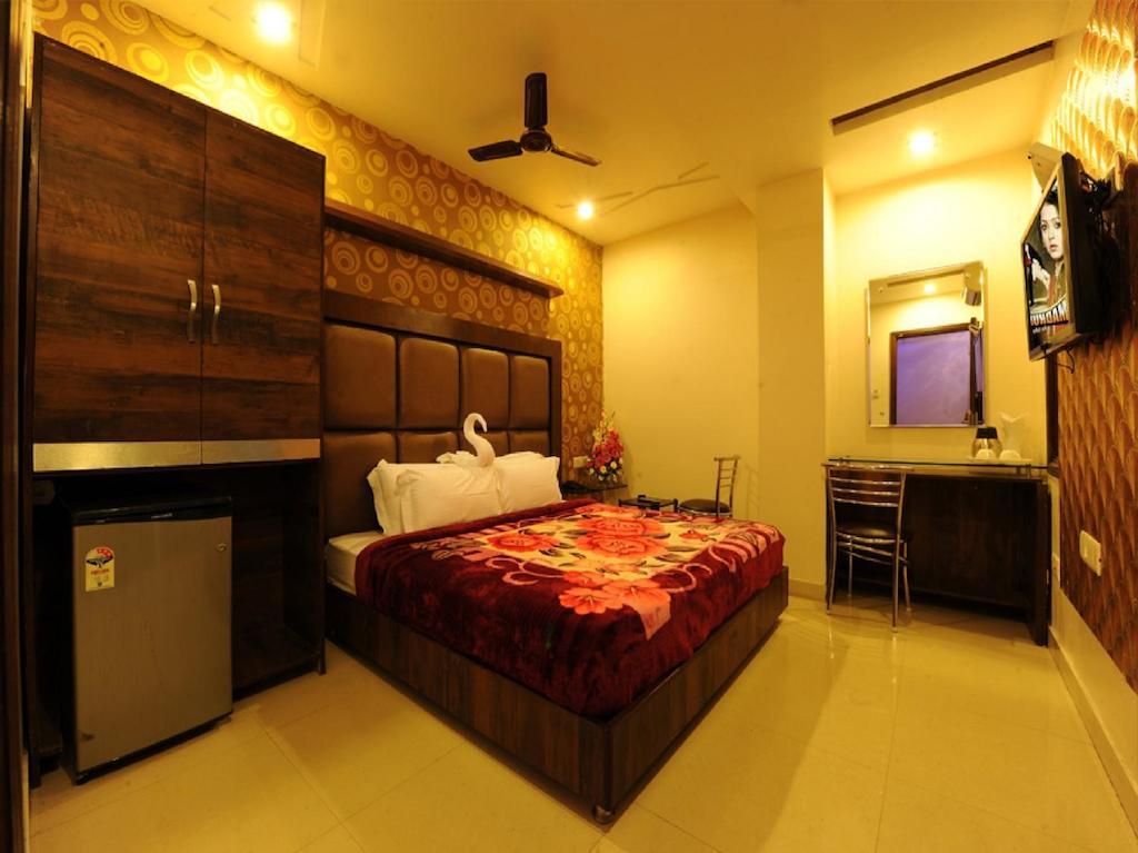 Hotel Pearl Inn & Suites Amritsar Phòng bức ảnh
